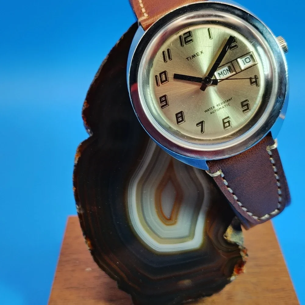 Vintage 1973 Timex Automatic Day/Date Mens Mechanical Watch‎ Wax Leather Strap